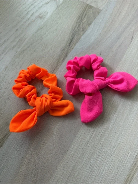 Neon Pink and Bright Orange Bunny-Tie Scrunchie Set - Kids Accessories
