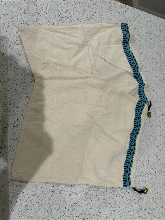 Tory Burch Drawstring Pouch with Blue Trim @@@