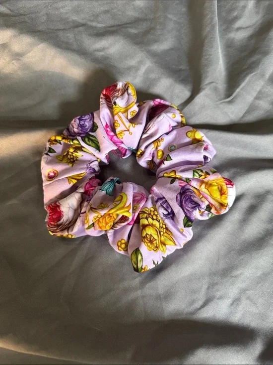Posh peanut scrunchie