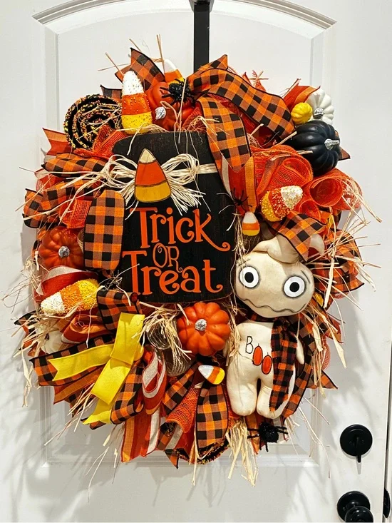 Halloween 'Trick or Treat' Orange & Black Decorative Wreath 28x24