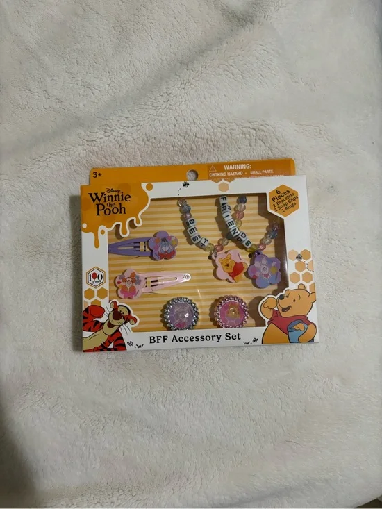 Disney Winnie the Pooh Pink and Purple BFF Accessory Set