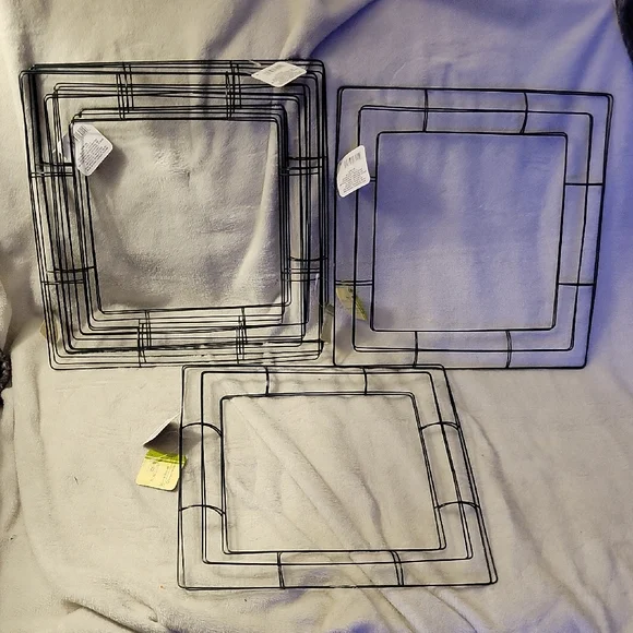 Black Square Wire Wreath Frame - Set of 9 total