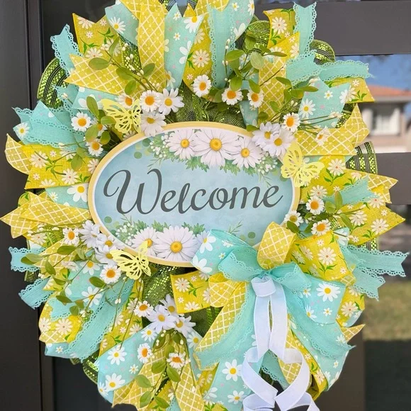 Welcome Spring Daisy Wreath 🌼