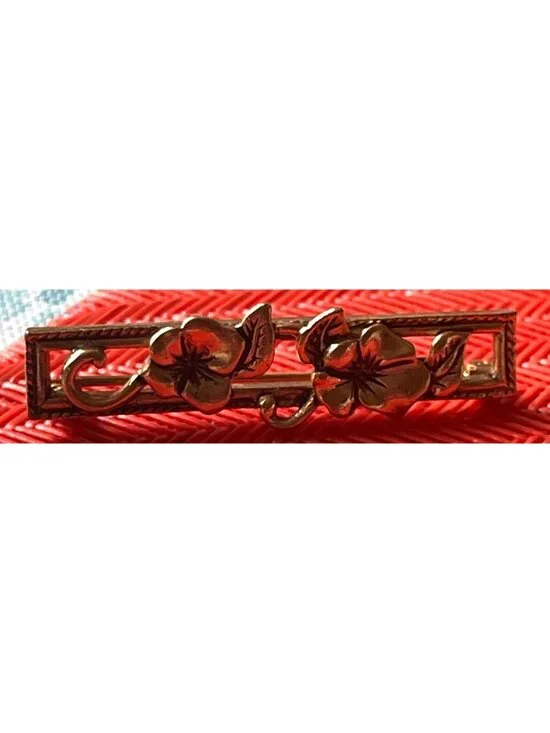 Vtg Avon Goldtone Floral Bar Brooch 1.5