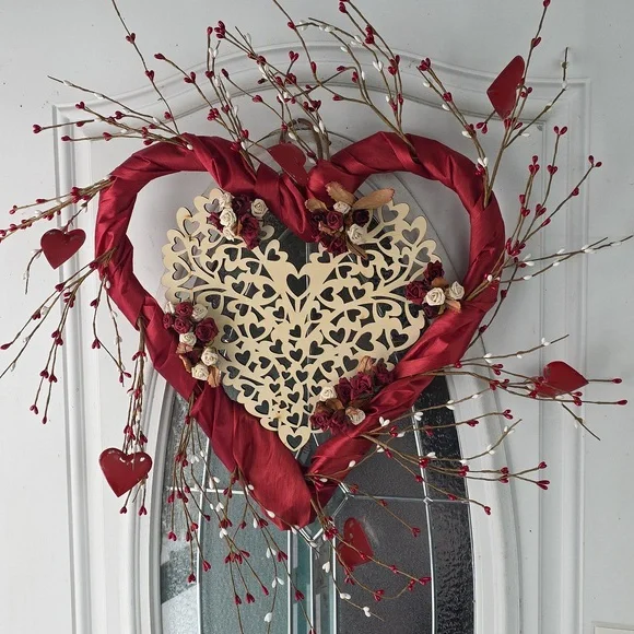 Valentines Day Vintage Romantic Victorian Inspired Wreath NEW