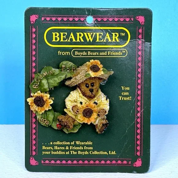 Bearwaer by Boyd's Bears Pin 