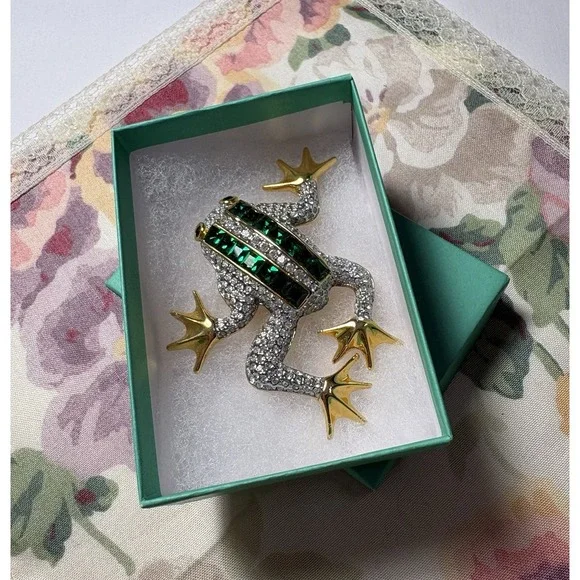 Vintage 80s 90s Rhinestone Frog Brooch Pin Emerald Baguette Crown 2.5