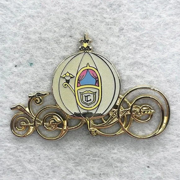 Disney Cinderella White Pumpkin Carriage Pin