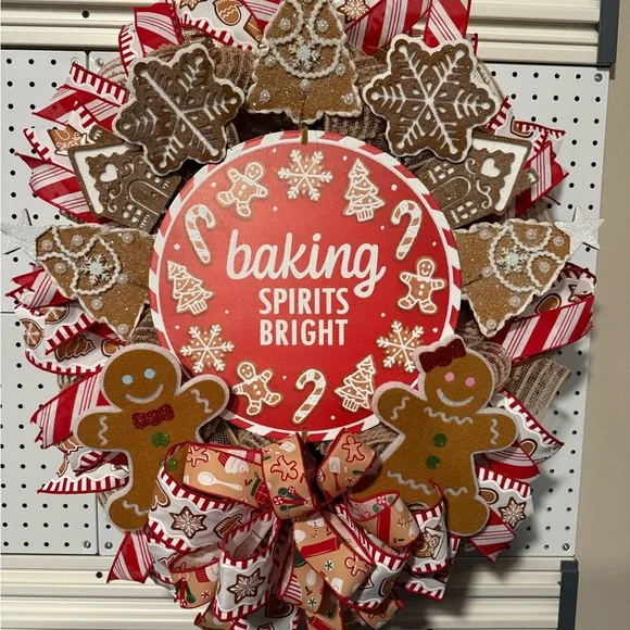 Festive Gingerbread Holiday Wreath - Red and Brown