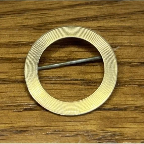 Krementz Gold Circle Pin Shawl‎ Brooch 1