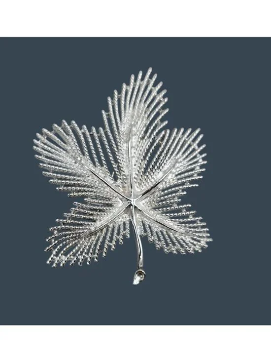 Vintage Sarah Coventry Large Maple Leaf Brooch Pin Open Metal Work Silver Tone