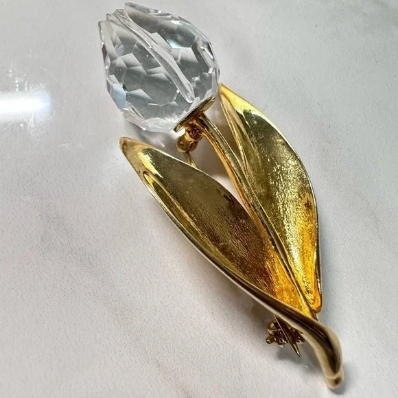 Glass Flower Crystal Brooch 4146 L