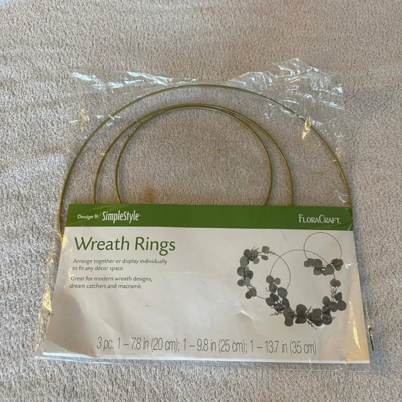 FloraCraft Gold Wreath Rings 3 pc Set