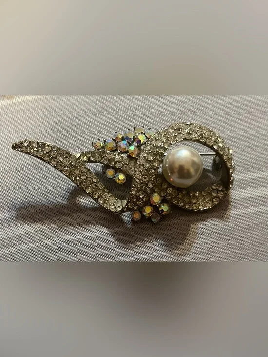 Ribbon Brooch Vintage Style Iridescent & Clear Rhinestones & Faux Pearl