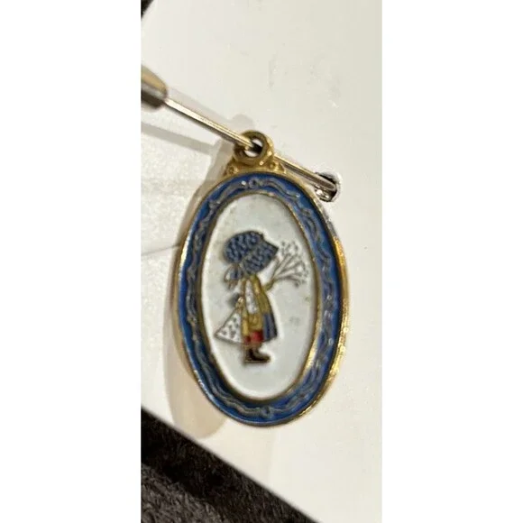 Two Vintage Holly Hobby Pendant Costume Jewelry Small Enamel Goldtone 0.25x0.35”