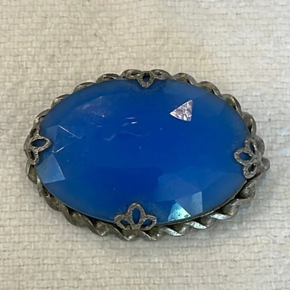 Faceted blue glass dome simple silver tone or pewter edge vintage brooch