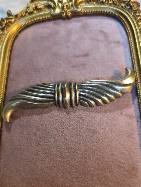 Vintage Mid Century Modern Gold Ribbon Wing Brooch Pin