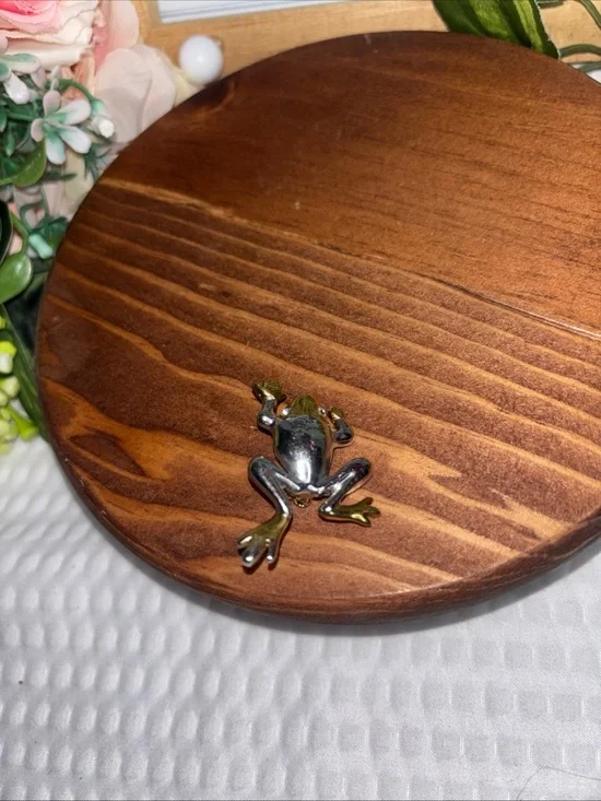 Lia Sophia Frog Brooch Clear Gem Eyes  Gold And Silver Tone 1 1/4x1
