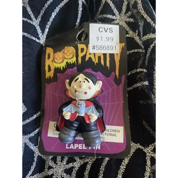 Halloween Vintage 1997 CVS Boo Party HALLOWEEN LAPEL PIN #586891 Dracula