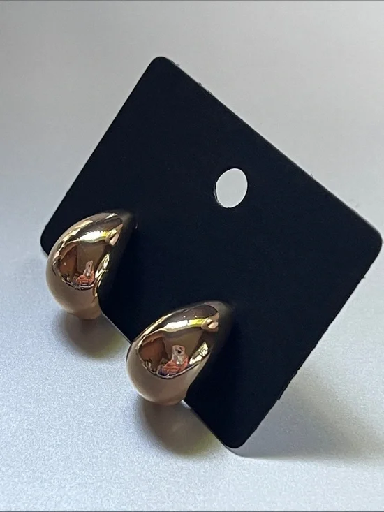 Chunky Gold Mini Hoop Earrings