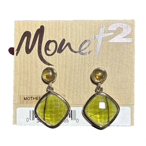 Monet 2 Faceted Green and Gold Dangle Drop Earrings J15-13