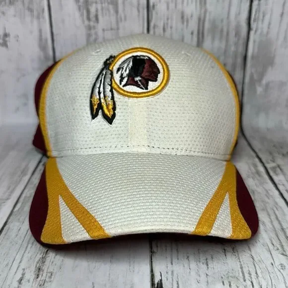 Washington Redskins Hat New Era 39Thirty NFL Equipment SnapBack Hat Burgundy Gol