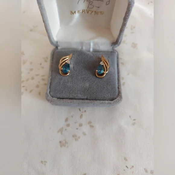 Vintage Mervyn's 14kt Gold, Diamond & Blue Topaz Earrings