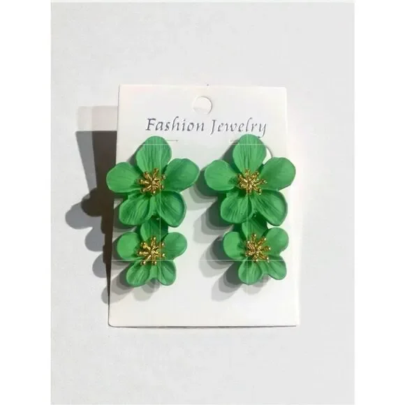NEW Green Floral Drop Earrings