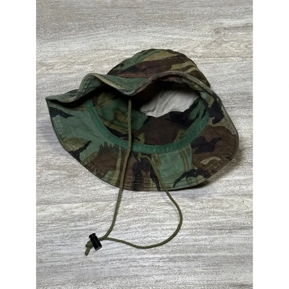 Army‎ bucket hat camo small