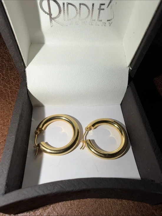 Gold Hoop Earrings - Classic Polished Hoop