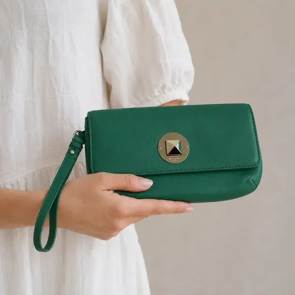 Kate Spade Green  Cow Leather 8 x 5