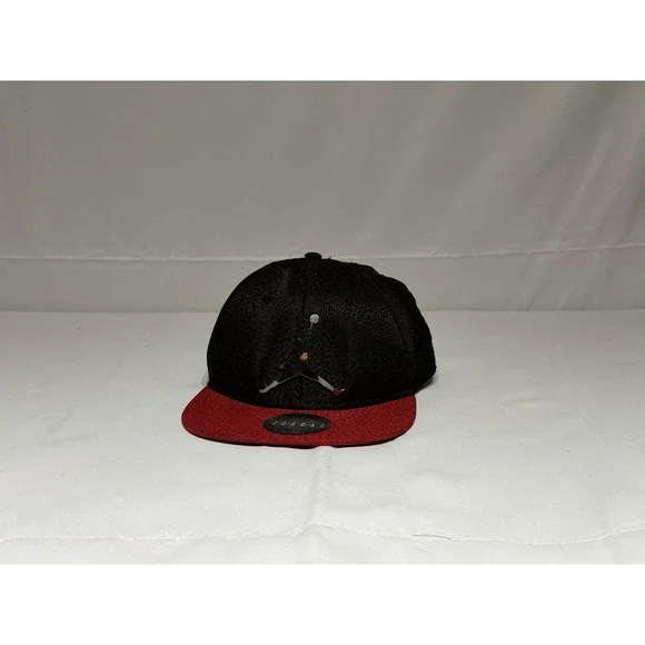 Air Jordan jumpman snapback youth one size black red chrome logo