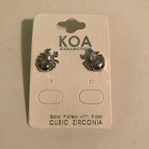 NWT Koa Collection Stud Earrings