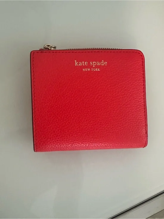 Kate Spade Red Geranium Small Wallet  nwot