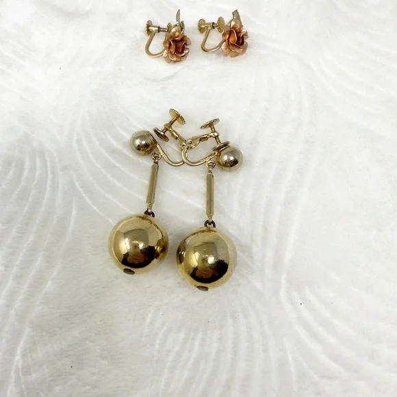 Vintage Screw-Back Earrings Lot Gold Ball Dangle & Rose Floral Earrings Retro
