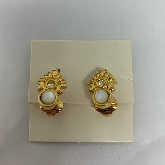 Vintage Avon Gold Tone Mother of Pearl Rhinestone Clip On Earrings Bridal