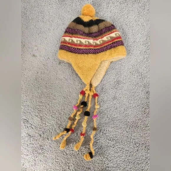 Alpaca Wool Youth Pom Pom Tassel Hat