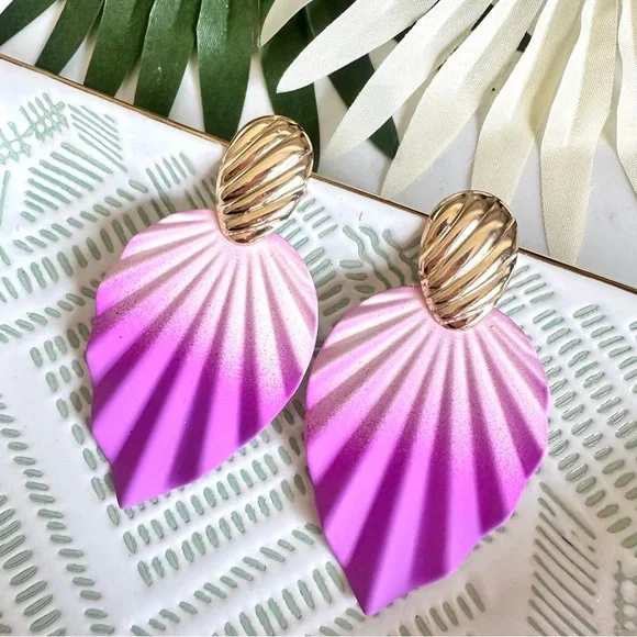 2/$30🌵 Ombre Pink Purple Metal Pleated Fan Earrings Gold Jewelry Gift NEW