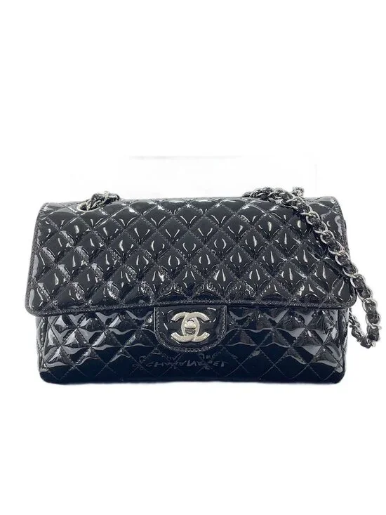 Chanel Shoulder Bag Quilted 25
