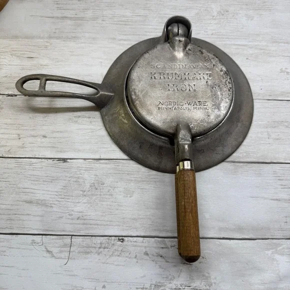 Vintage Nordic Ware Scandinavian Krumkake Iron Wood Handle Stand Minneapolis