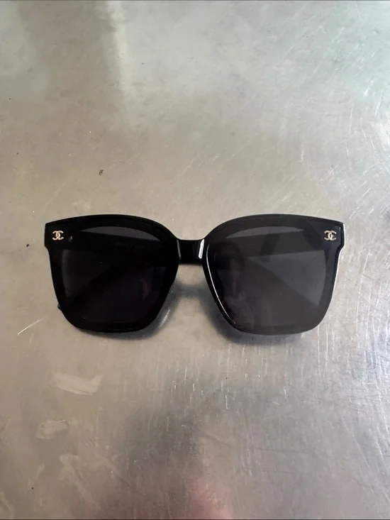 CHANEL Black Oversized Square Sunglasses with Gold Logo