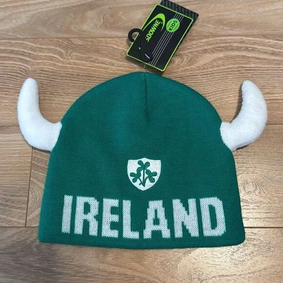 NWT Ireland green knit beanie with horns youth ‎  Bought in Ireland!