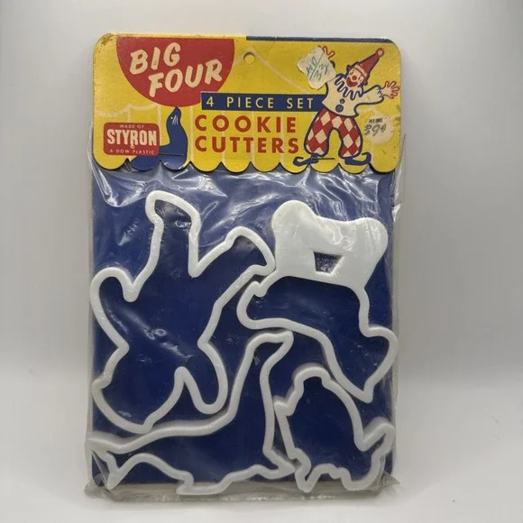 Vintage Hutzler Big Four 4 Piece Cookie Cutter Set NOS Sealed Styron Dow Plastic