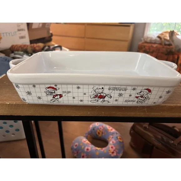 Disney Mickey Minnie Mouse Sketchbook‎ Christmas Rectangle Baker Baking Dish