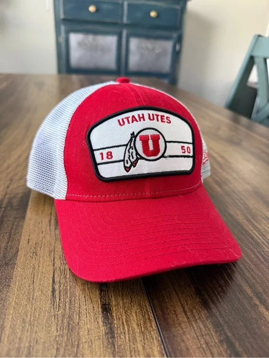 New Era University of Utah - UTES- 9FORTY Adjustable Mesh-Back Cap