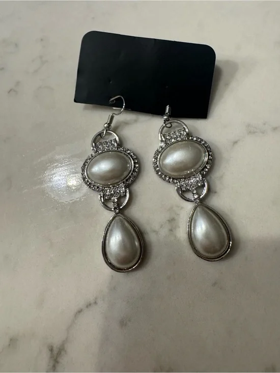 New Silver Pearl Drop Dangle Earrings - Unbranded