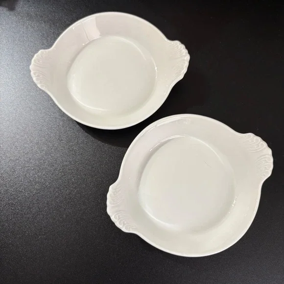 Apilco France White Porcelain Au Gratin Dishes Set of 2 Scalloped Handles 4.5