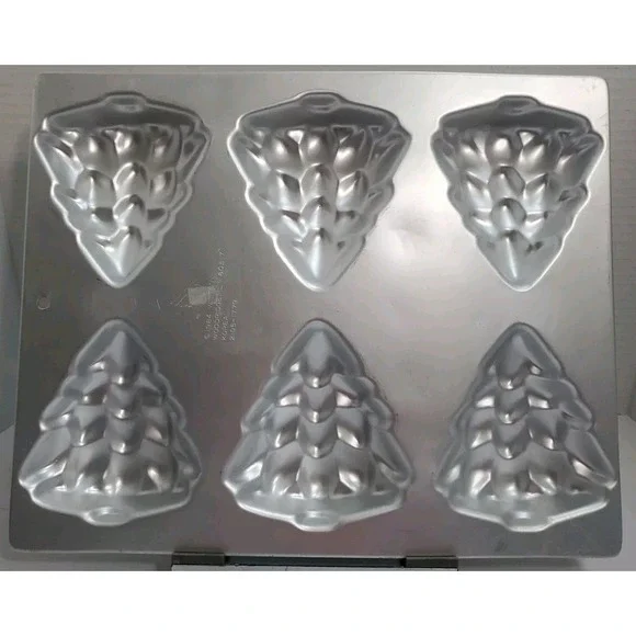 Vintage Wilton 1984 Mini Christmas Tree‎ Cake Pan 2105-1779 Aluminum 6 Cavity