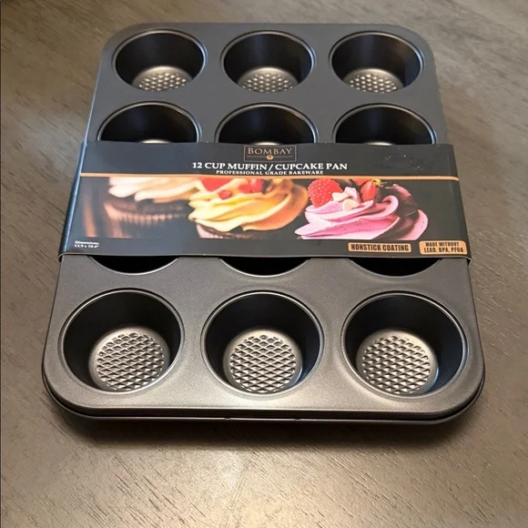 Bombay Nonstick 12-Cup Muffin & Cupcake Pan - Gray