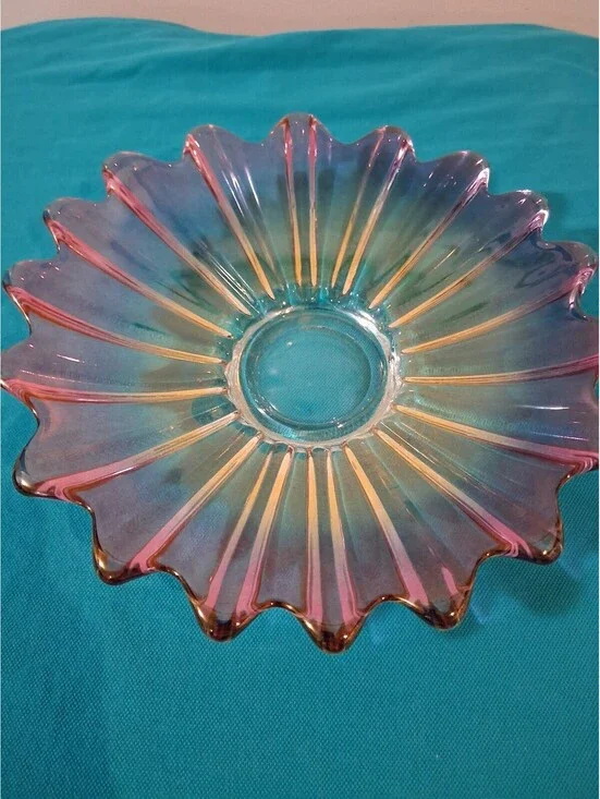 Vintage Clear Glass Decorative Dish with Scalloped Edges